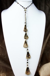 Brown mother of pearl teardrops gold chain lariat